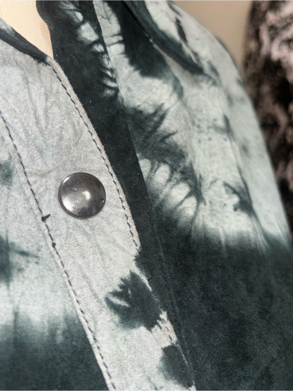 ๐ค VINTAGE Paolo Santini | 100% leather Tie-Dye Shirt ๐ค - Picture 4 of 6